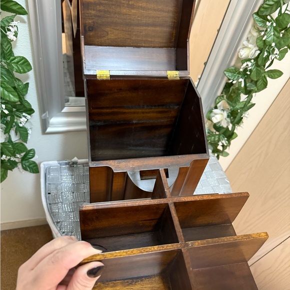 Mahogany Wood Knife Box - Picture 9 of 11